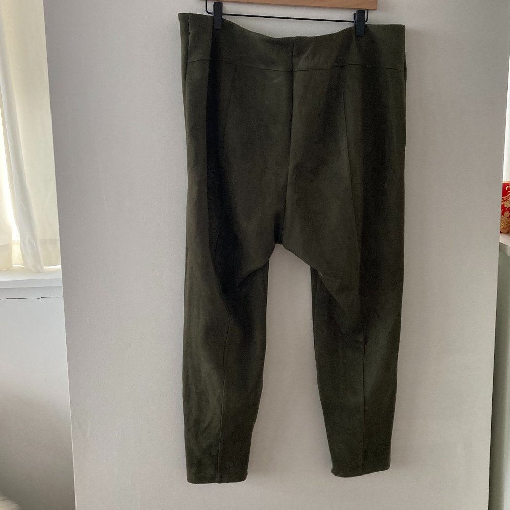 Anthropologie Faux Suede Leggings/Skinny pant Size 20